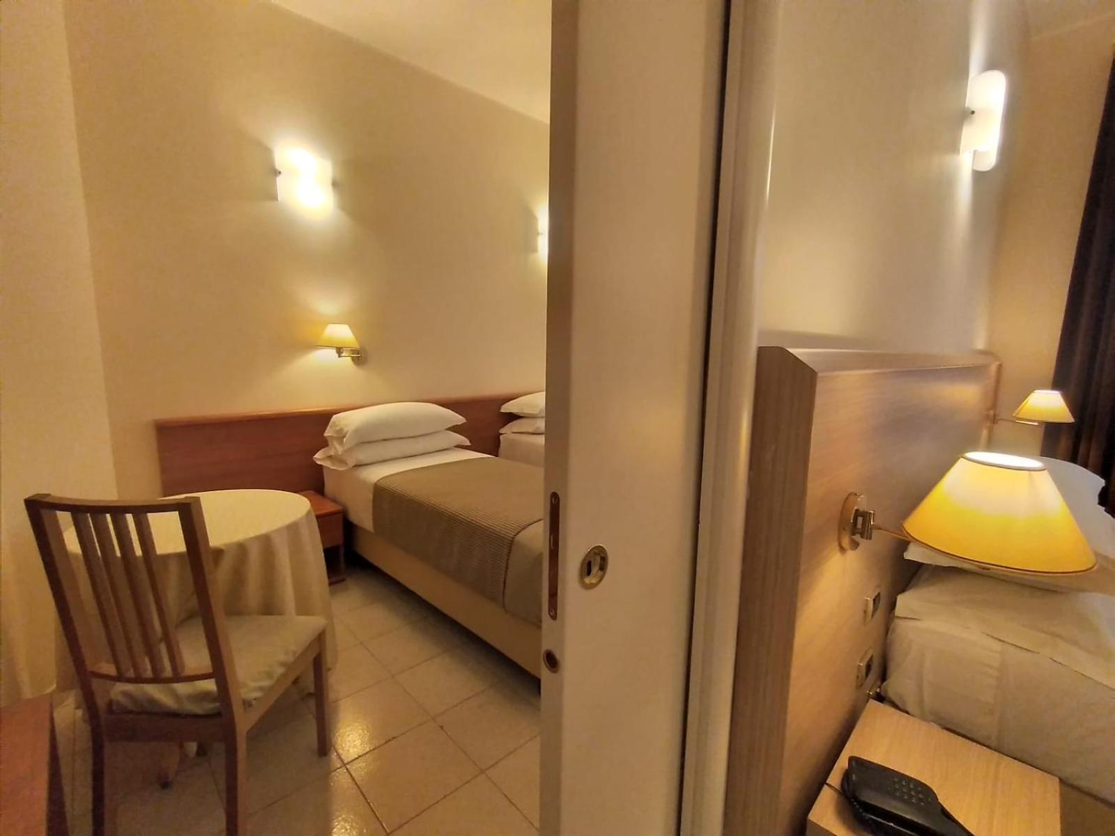 Hotel Principe Eugenio Roma Ngoại thất bức ảnh